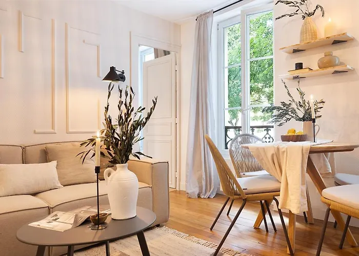 Capri - 2 A Montmartre Párizs