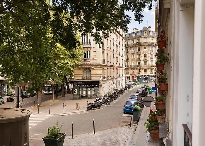 Capri - 2 A Montmartre